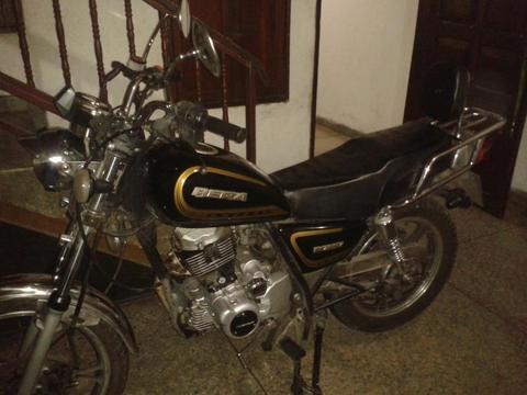 Vendo Moto Bera