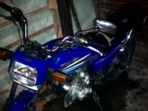 moto horse 2012 tengo terminar de almar 04242373627 falta placa