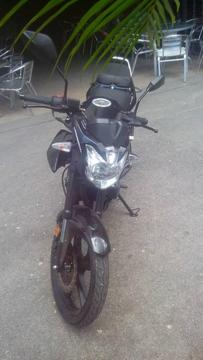 CAMBIO O VENDO MI BELLA MOTO NUEVA