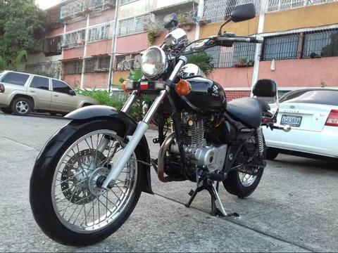 Moto Bajaj Avenger