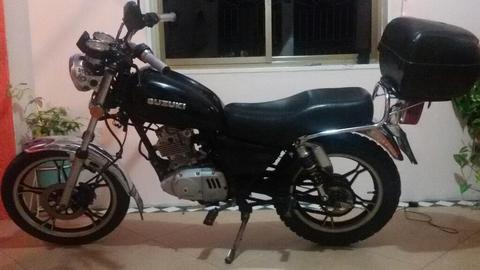 Suzuki Gn125