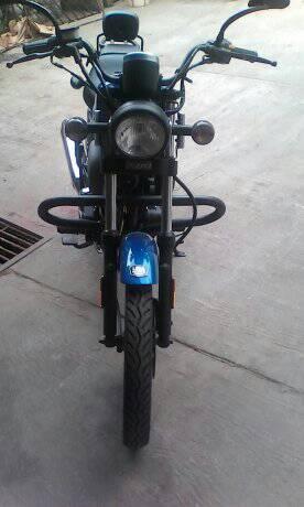 moto um año 2014 azul 225/150 solo 233km