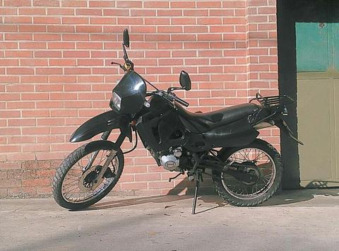 Moto Yg 15022 Empaire