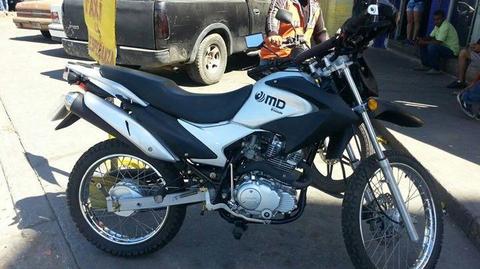 MD LECHUZA 2015 700KM CASI NUEVA