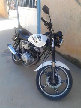 se vende bera socialista 2013 esta fina de todo buen precio