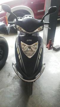 Moto MD cardenal puro puño