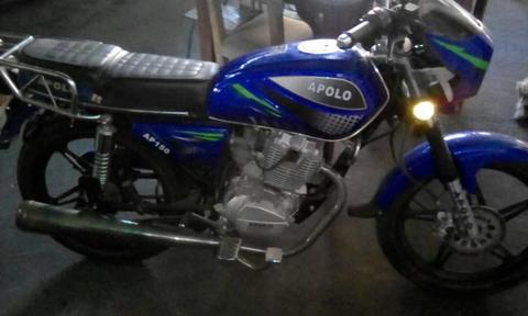 Se vende moto Apolo