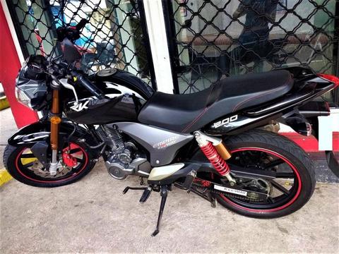 Moto Rkv 2013 en Excelentes Condiciones