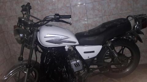 Vendo Moto en Muy Buen Estado