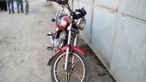 SE VENDE MOTO MD CONDOR