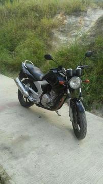 Yamaha Fazer 250 Vendo O Cambio