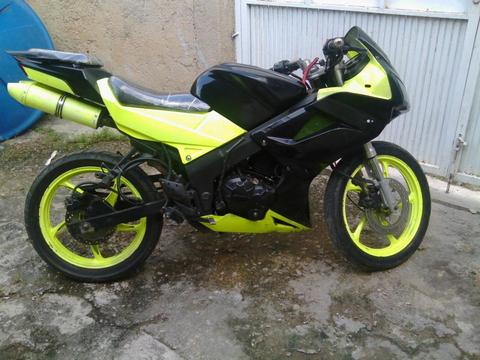 Moto R1 bera tunil negociable