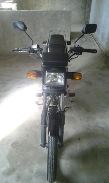 Se Vende Moto Empire