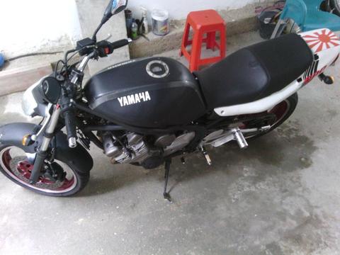 Vendo Yamaha Xj600