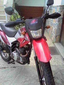 Moto MD Trepador 18