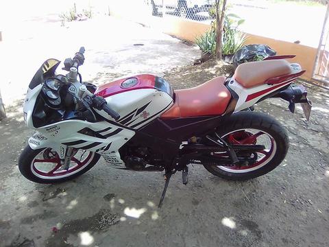 Moto Bera R1 200 Año 2013