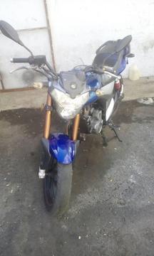 Moto RKV 200 Año. 2013