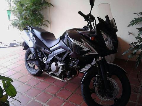 Moto Vstrom 650