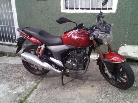 vendo moto rkv