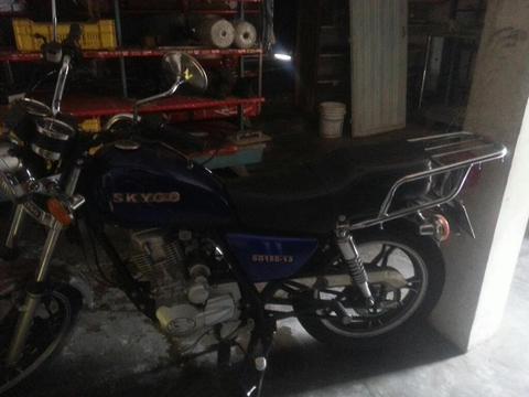 Se Vende Moto Skygo 150