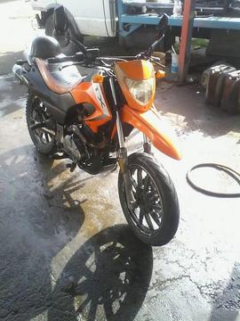 moto TX200 año 2013