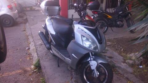 Se Vende Moto , en Buen Estado 200$
