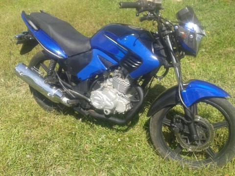 moto bera brz motor 200, año 2012 vendo o cambio por moto automatica bera biwi o empire matrix 04167764890