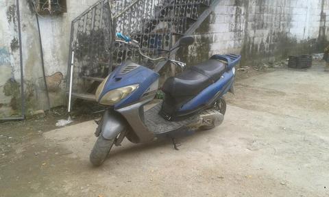 Vendo Moto Automatica