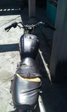 se vende moto