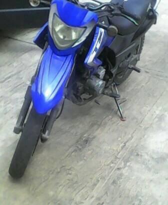 MOTO TX 200