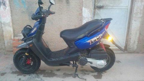 vendo moto BWS año 2013