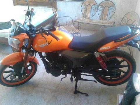 Vendo O Combio Mi Rkv 2014