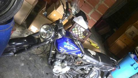 Moto Md Aguila 2014