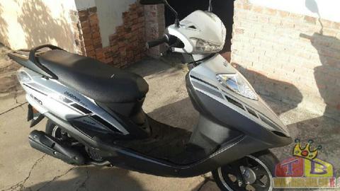 Se Vende Moto Automatica Md Csrdenal