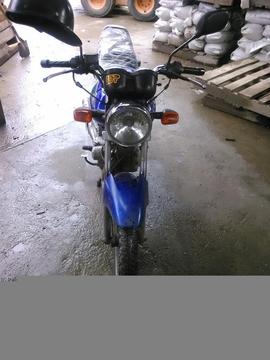 Moto Suzuki En125