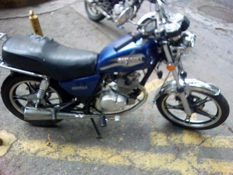 Suzuki Gn 2009