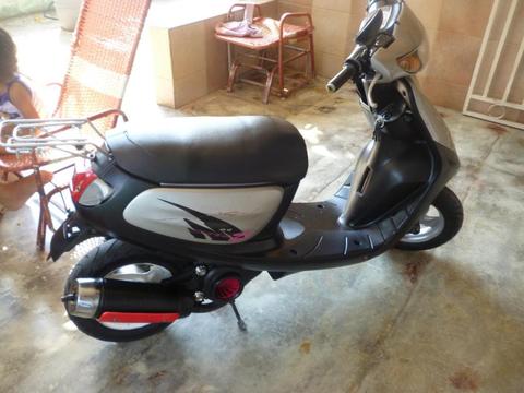 vendo mi moto