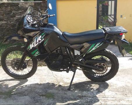 Leer Urgent Klr 2013 a 2000$ O Al Cambio