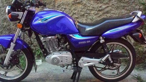 Vendo Mi Suzuki EN125