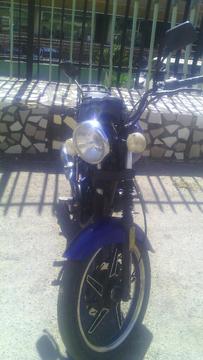 Vendo Moto Socialista 2013