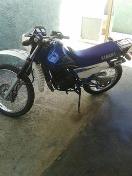 Vendo Yamaha Dt 175