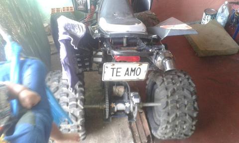 Se Vende Moto 04124015097