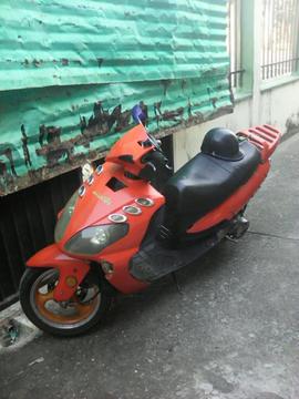 Vendo Moto Scooter 150 Matriz