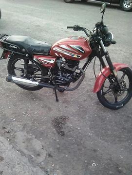 Vendo Mi Bella Moto 2014