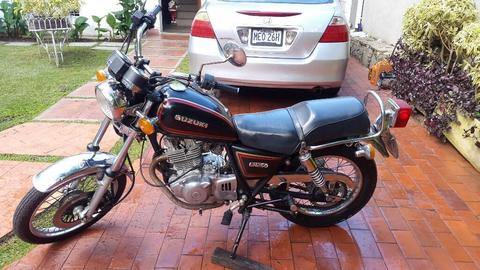 Suzuki Gn250