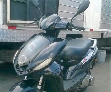 Vendo Moto Skygo 2011