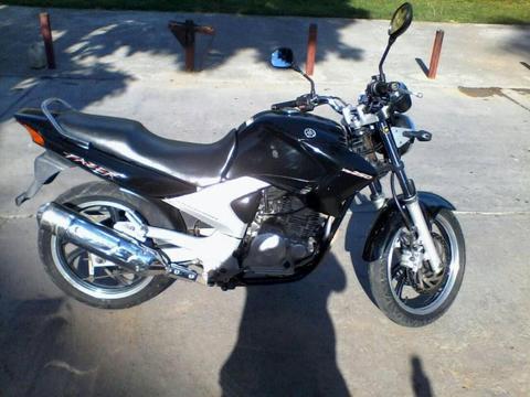 Moto yamaha fazer 250