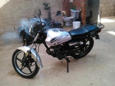 Moto Bera 150