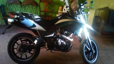 vendo moto empire tx 200 cc barata oferta solo por esta semana