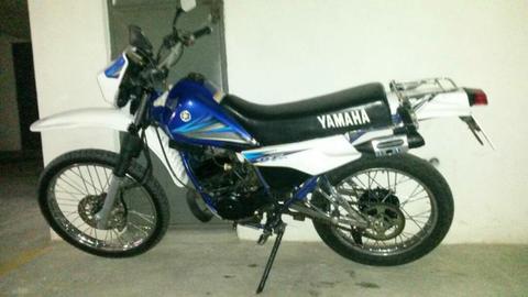 Vendo Moto Dt Yamaha 175